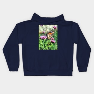 Butterflies - Monarch Butterfly on Pink Lantana Kids Hoodie